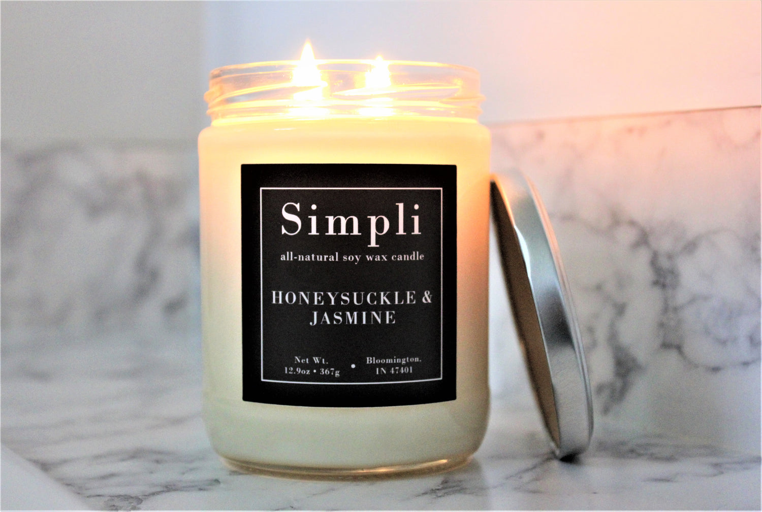 Simpli  all-natural soy wax candles and wax melts